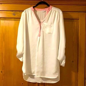 Satin blouse w/ roll up sleeves & pink detail